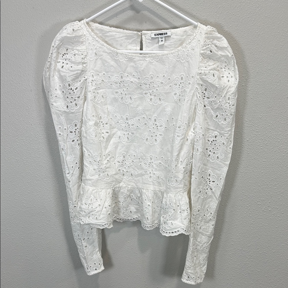 Express White Lace eyelet Women's Top puff long sleeve peplum